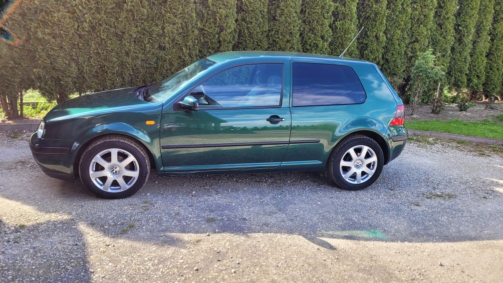 Volkswagen golf 4 w świetny stanie