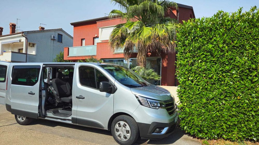 Wynajem busa 9 osobowego, wesela, imprezy, wypożyczalnia samochodów