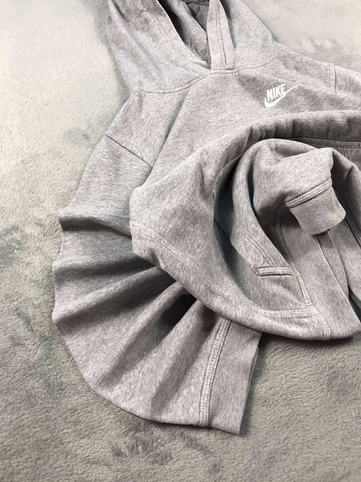 Bluza Nike Szara Hoodie Basic Vintage Klasyczna OldSchool Retro Haft