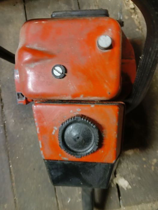 Sprzedam piłę spalinową