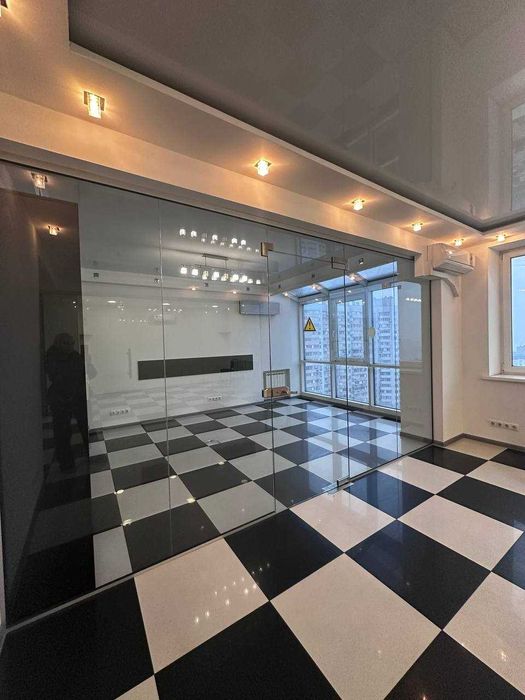 Драгоманова 6а. Нежитлове приміщення 76 м. кв., ГЕНЕРАТОР !!!