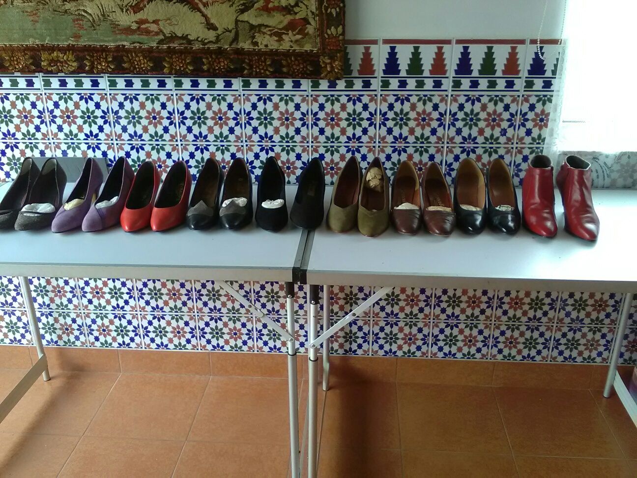 Nove pares de sapatos alguns sem estriar n.39