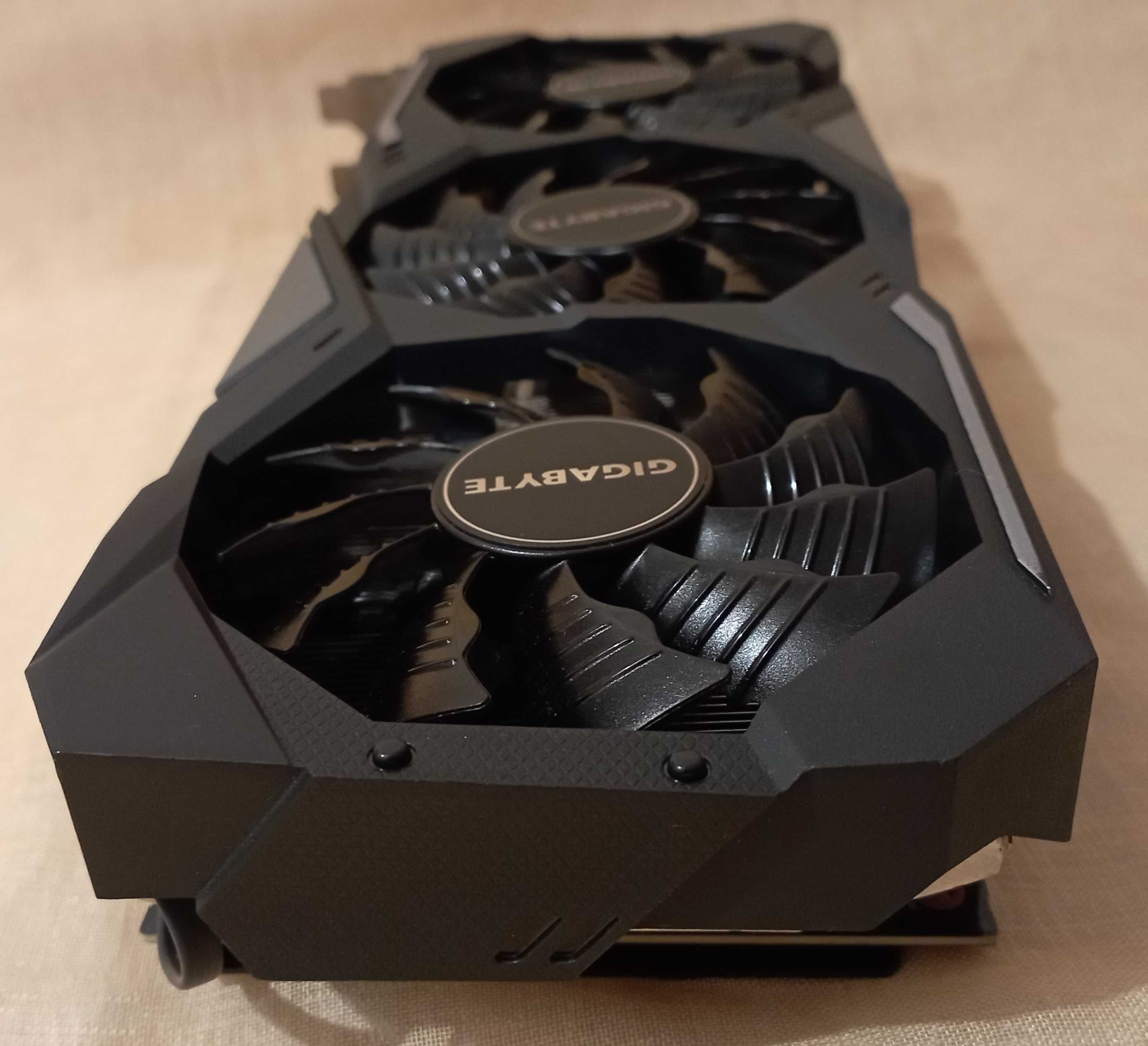 Gigabyte RTX2080Ti 11Gb Gaming oc нет изображения