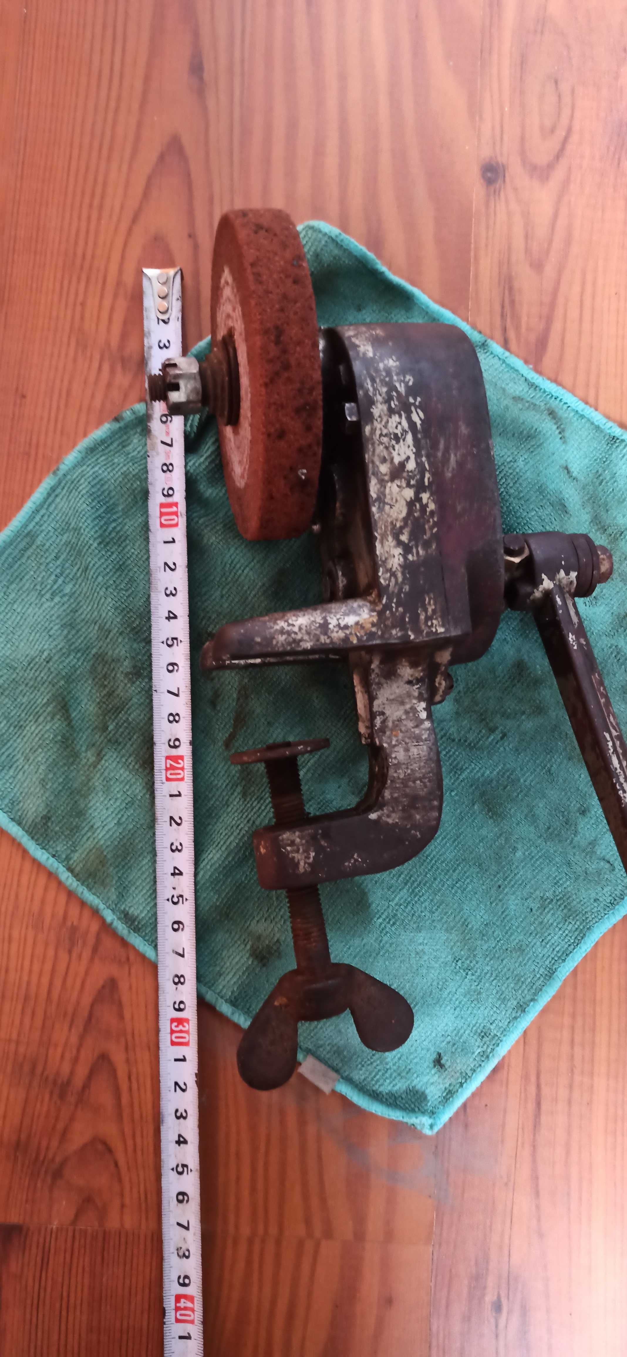 Szlifierka mechaniczna na korbe. Kamień. Antyk!