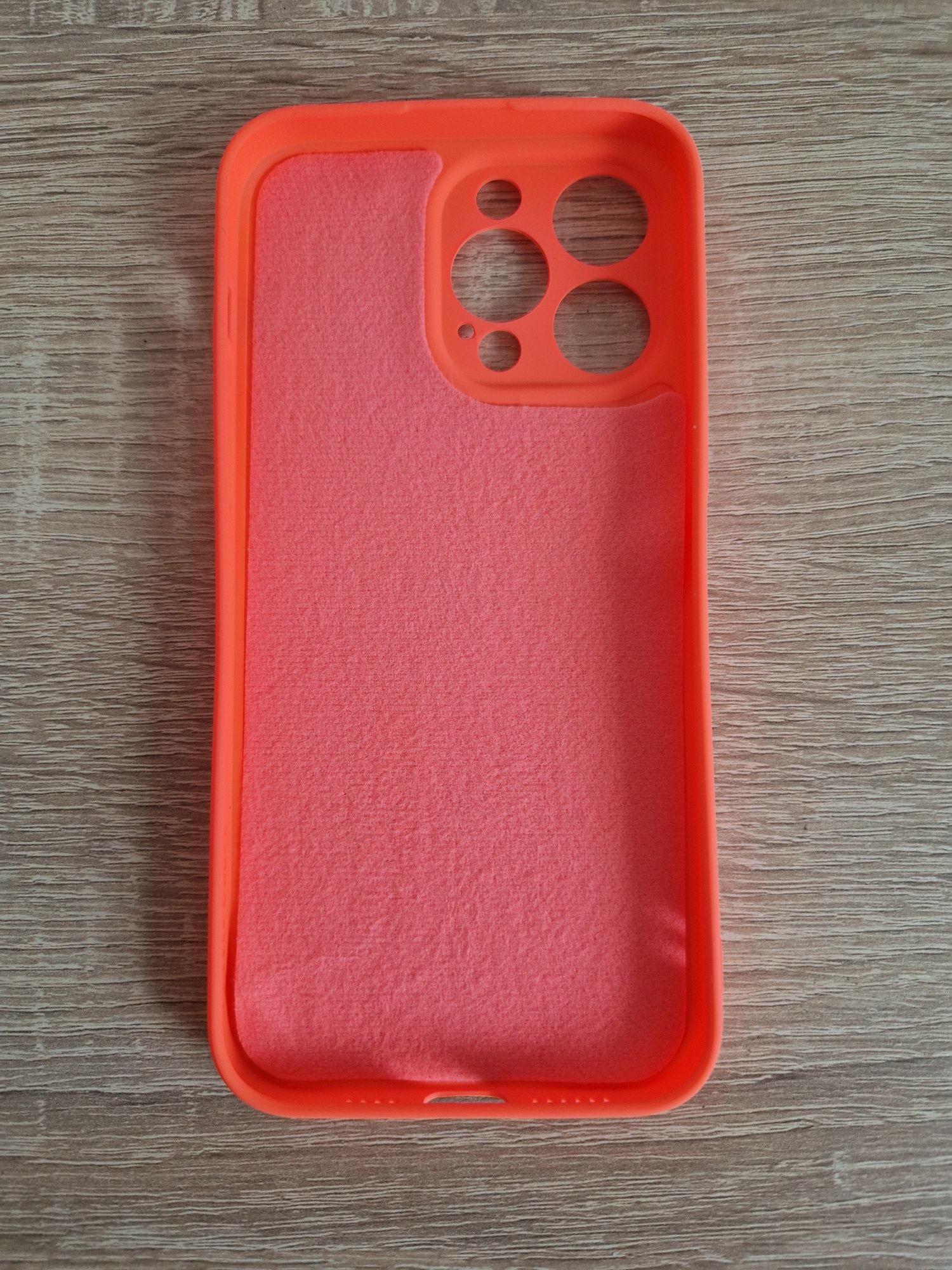 Etui Vennus Silicone Heart Case do Iphone 14 Pro Max wzór 1 koralowy