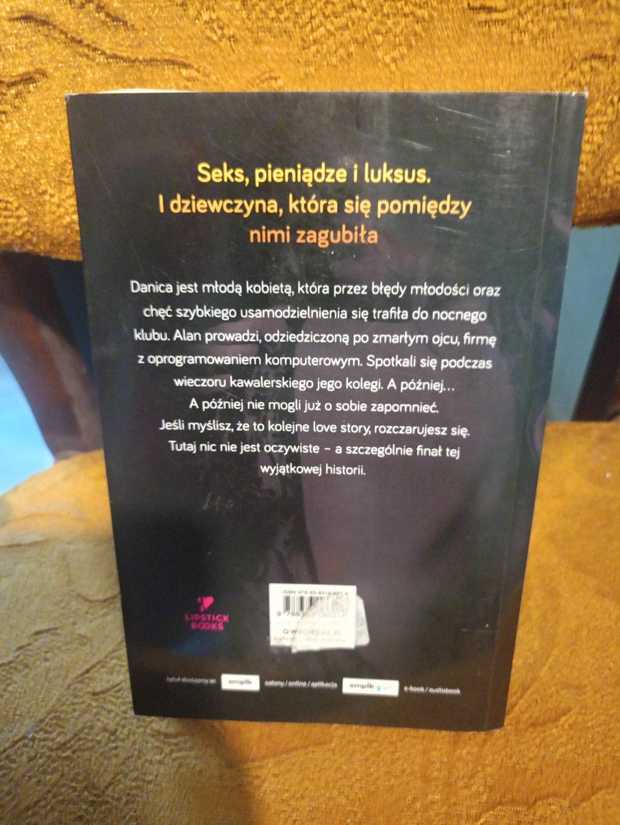 Po zachodzie słońca romans