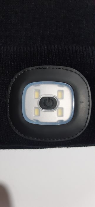 Зимова шапка з ліхтариком