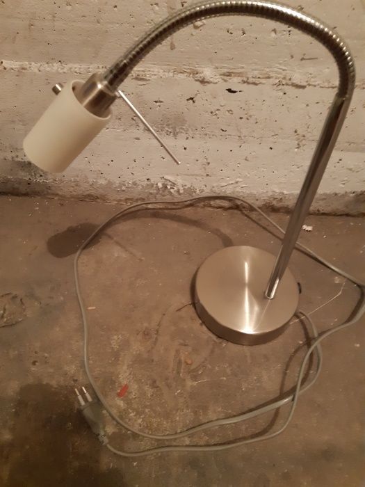 żyrandol czarny, lampy stołowe