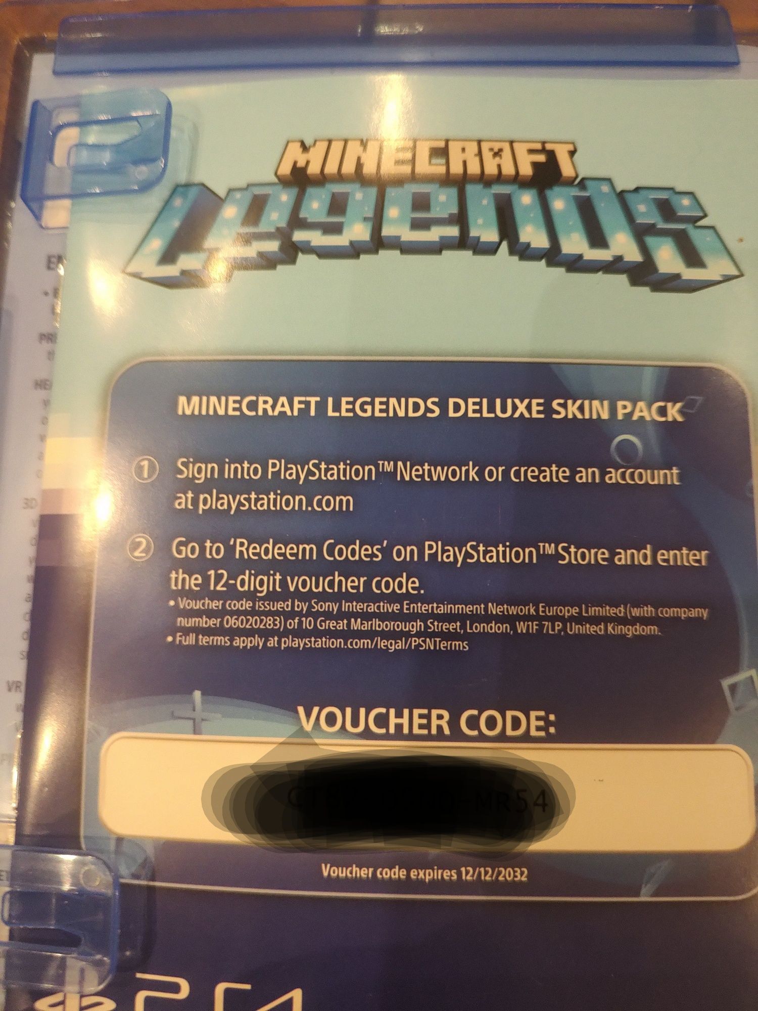 Minecraft Legends deluxe edition PS4