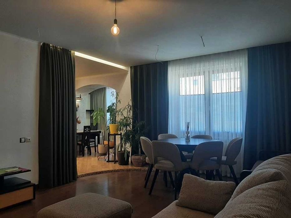 Продам двокімнатну квартиру  пр-т Шевченка 7А м. Вишгород ремонт меблі