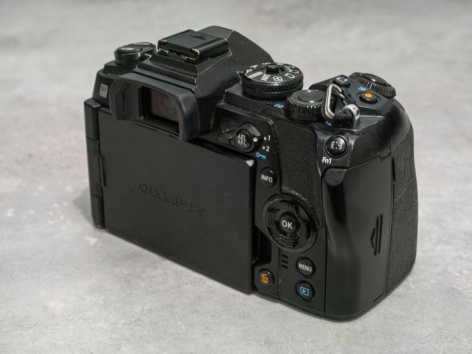 Olympus OM-D E-M1 Mark II