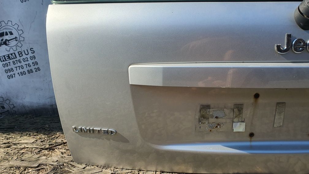 Кришка багажника jeep grand cherokee 2005-2010 сіра