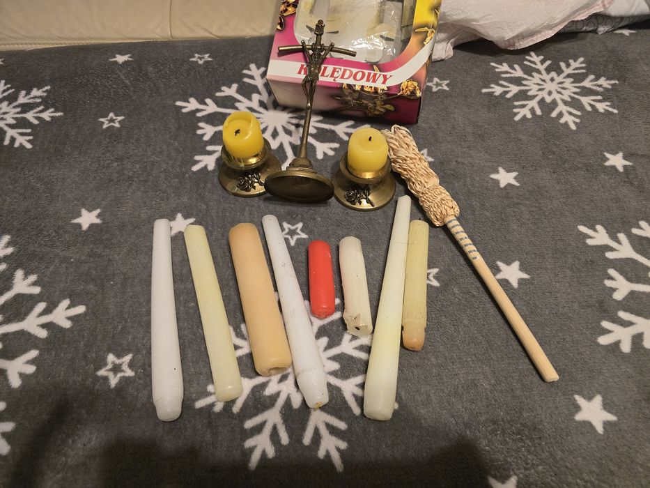 Zestaw kolędowy świece krzyżyk dewocjonalia