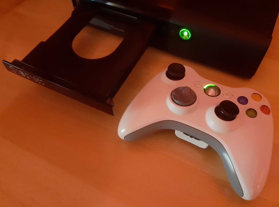 X box 360 - komplet - Sprawna