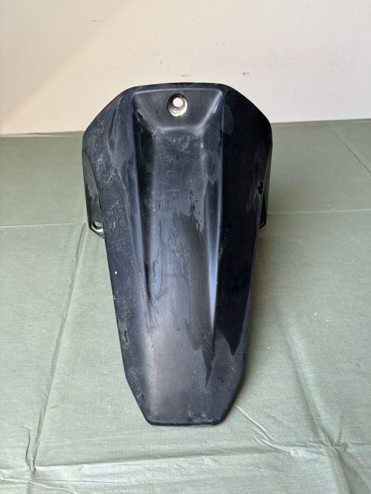 Błotnik tył tylny YAMAHA YZF125R 14-18r plastik