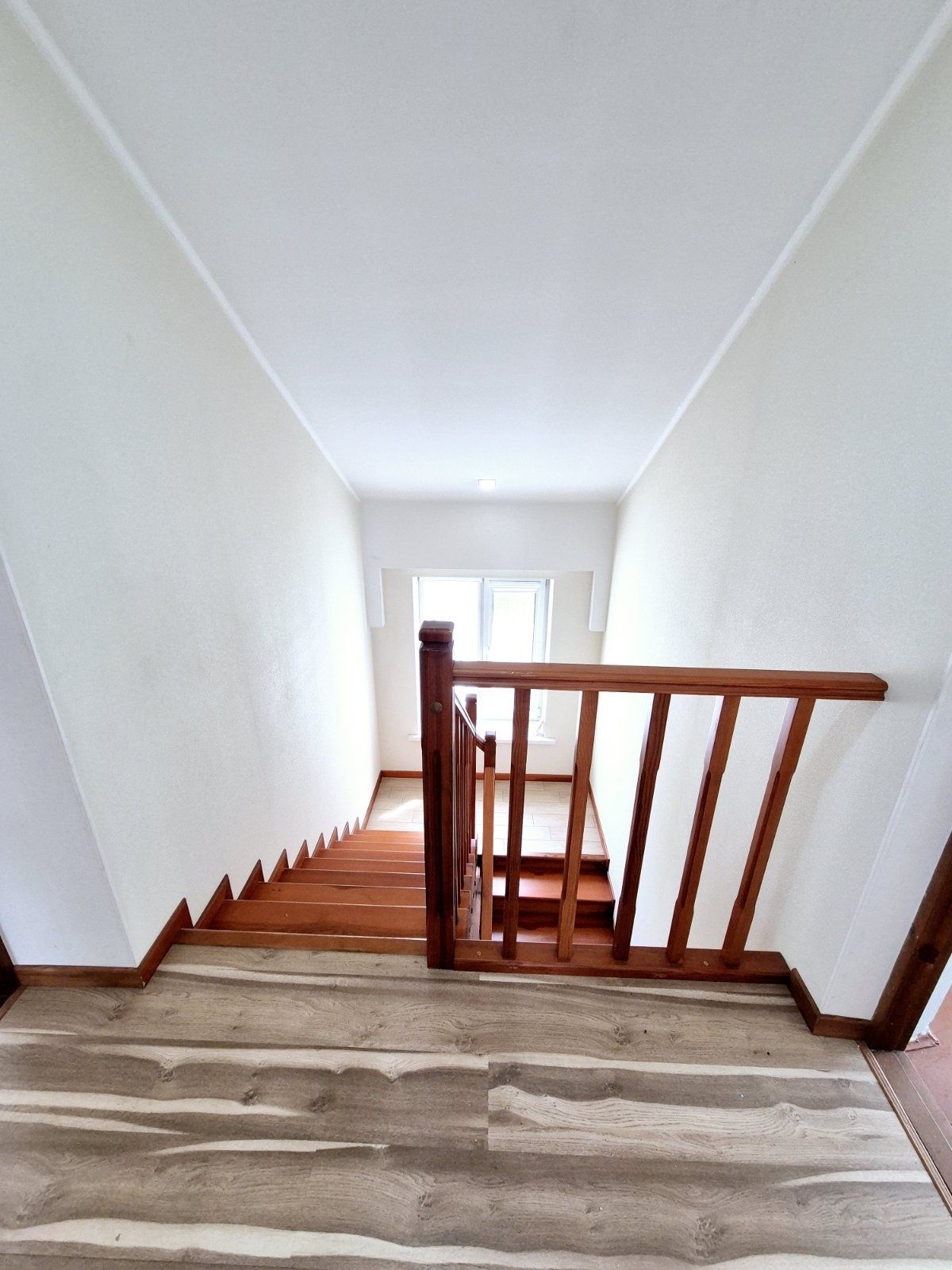 Продаж будинку 237 м² та ділянкою 14 сот Київське шосе