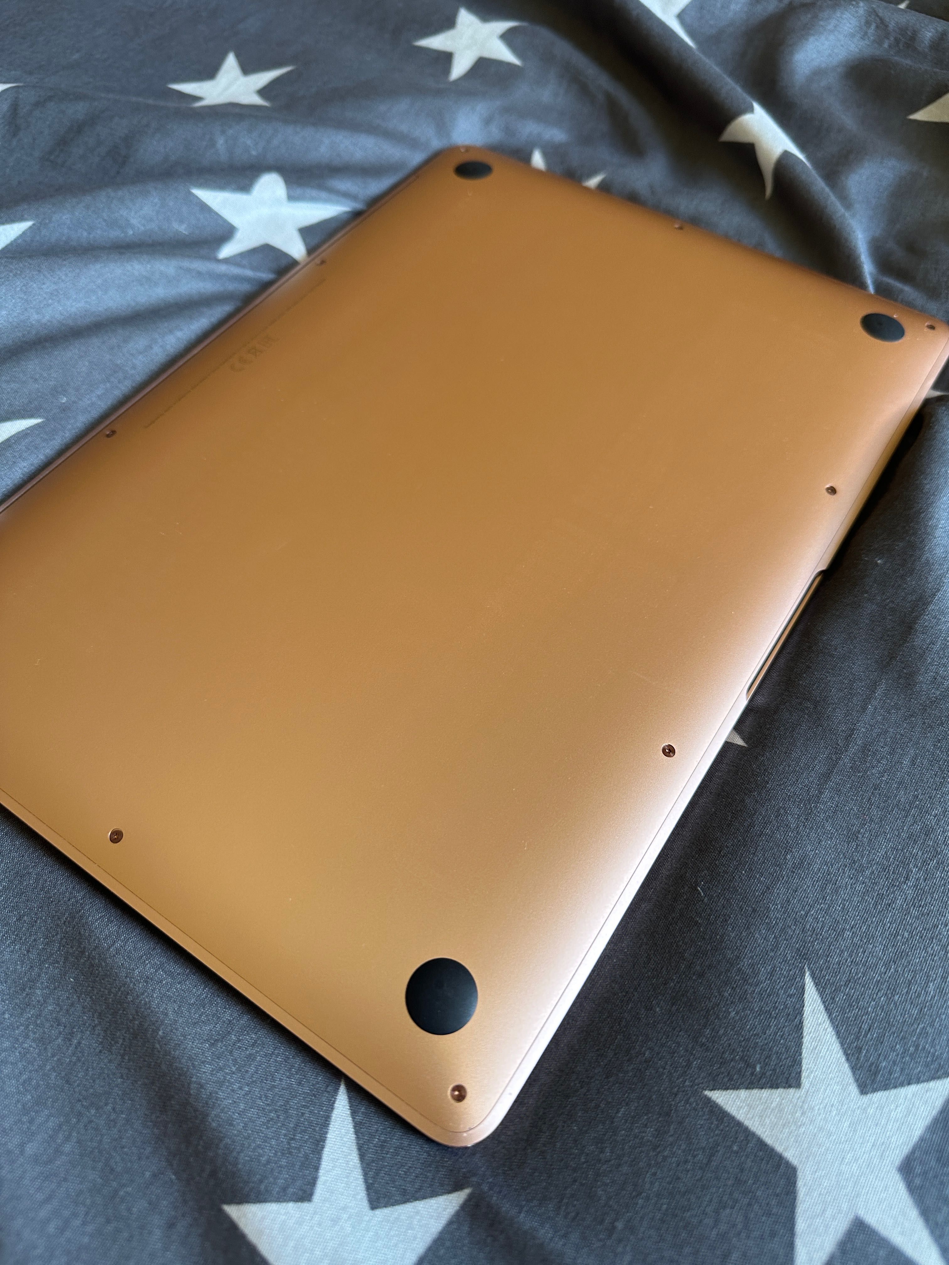 MacBook Air M1 2020 Gold