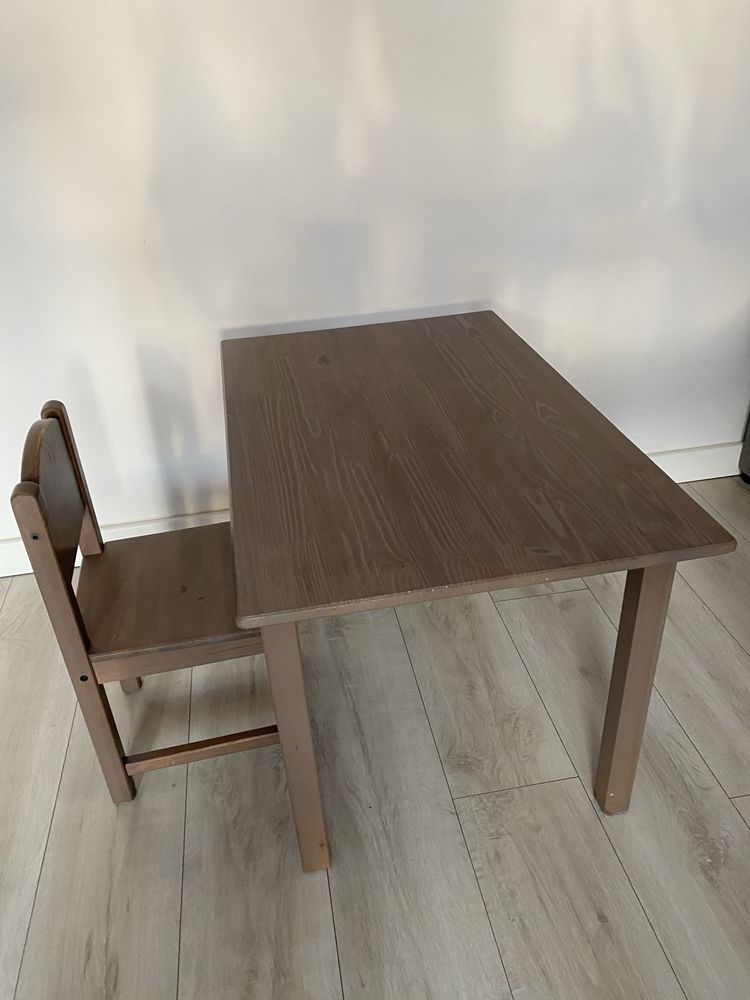Stolik i krzeselko dzieciece SUNDIIUK IKEA