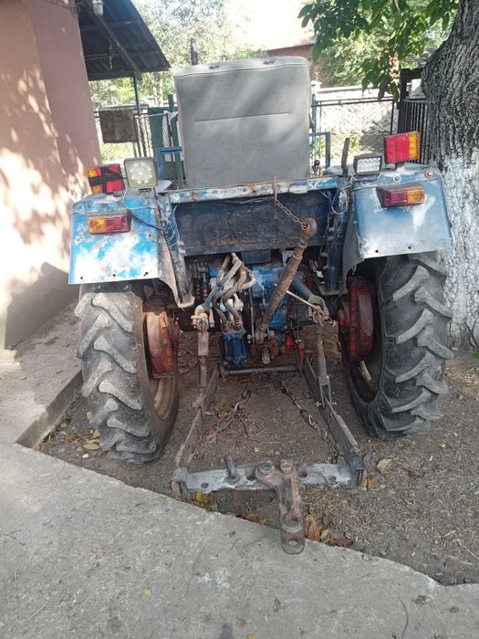 Продам трактор т 25