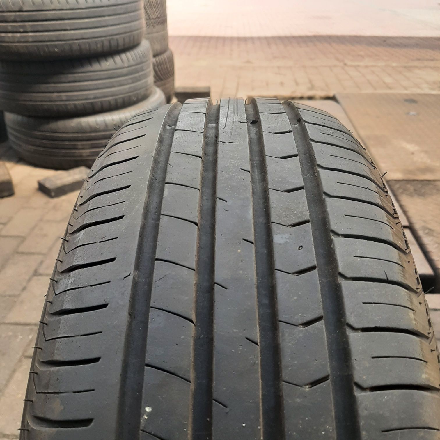 Opony Letnie Rotalla 195/60R16 89H