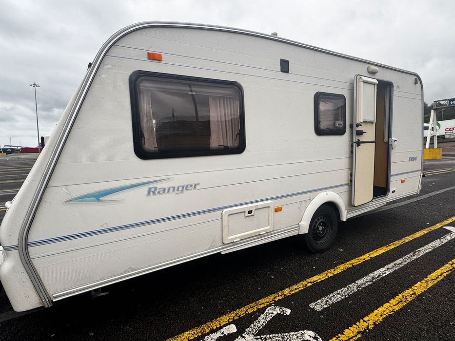 Caravana Bailey Mosselle 5 camas impecável