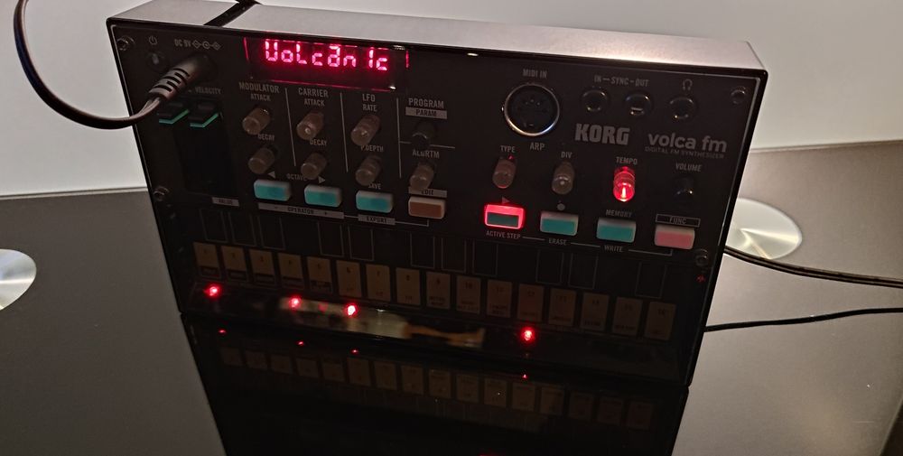 Korg Volca FM, syntezator FM jak Yamaha DX7