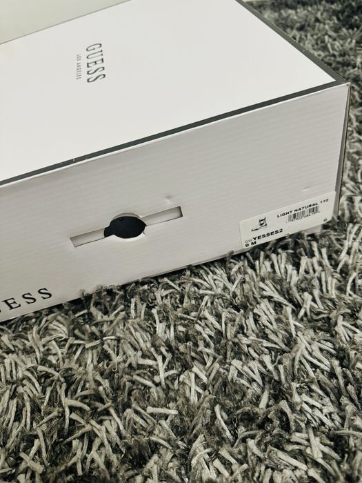 Стильні бежеві черевики, чоботи челсі Guess оригінал!