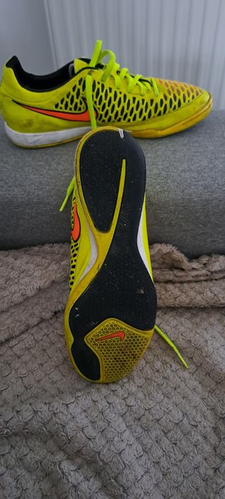 Nike halówki piłkarskie