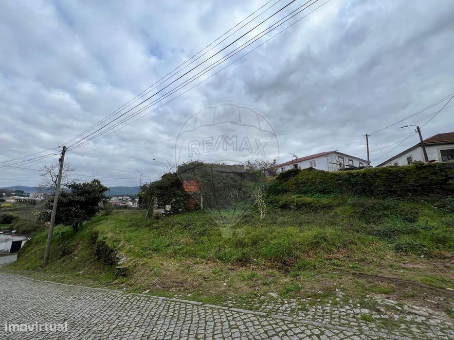 Moradia T4 para venda