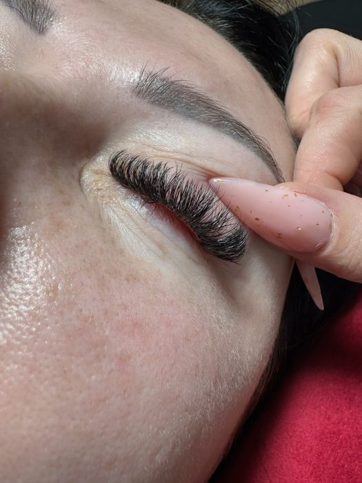 Перманент, ламінування — знижки до 25% лише до кінця місяця