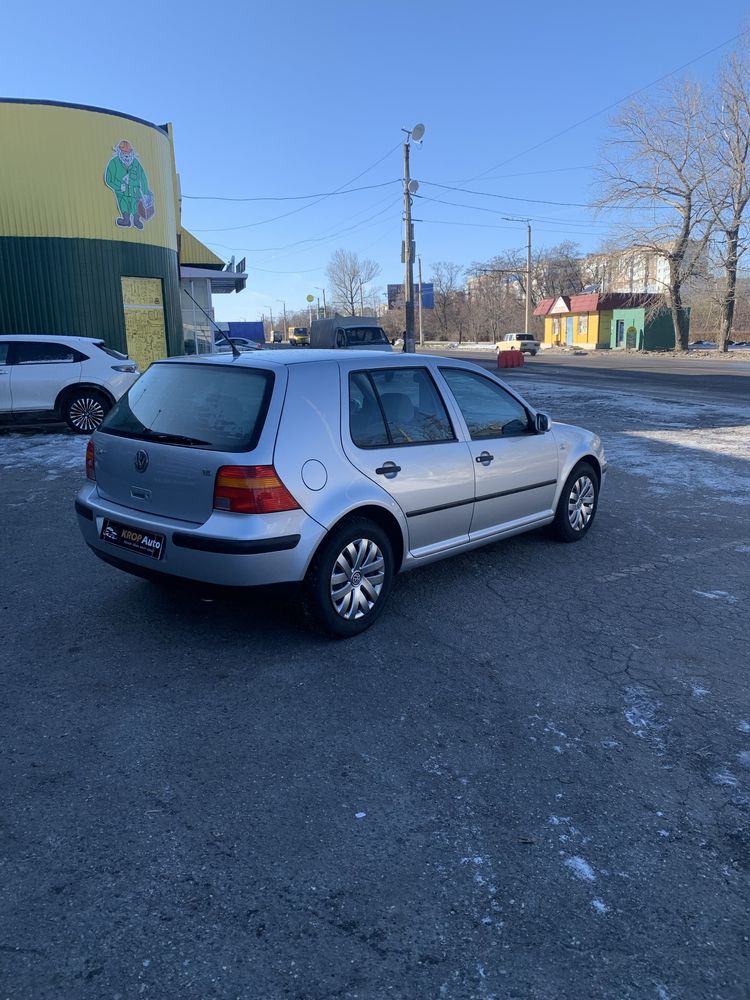 Volkswagen Golf 4 1.6 MPI