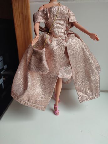 Платье для куклы барби ручная работа