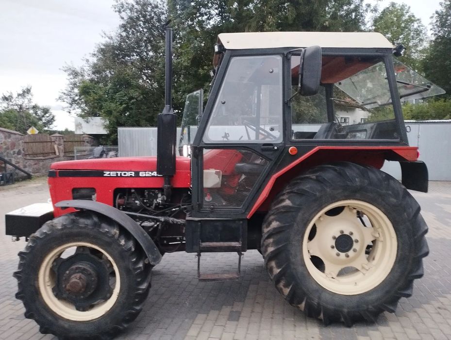Zetor 6245  Zetor 6245