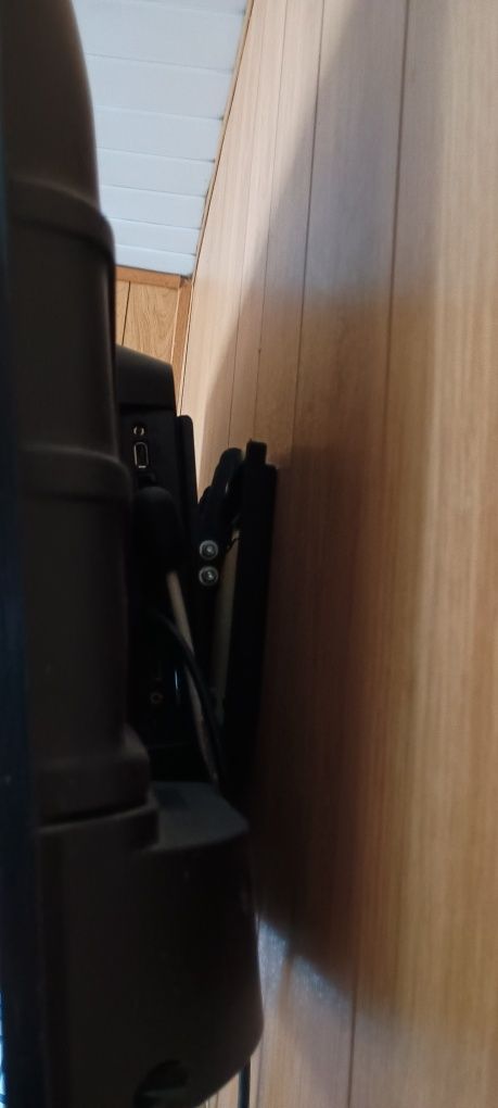 Sprzedam telewizor tcl 32cale