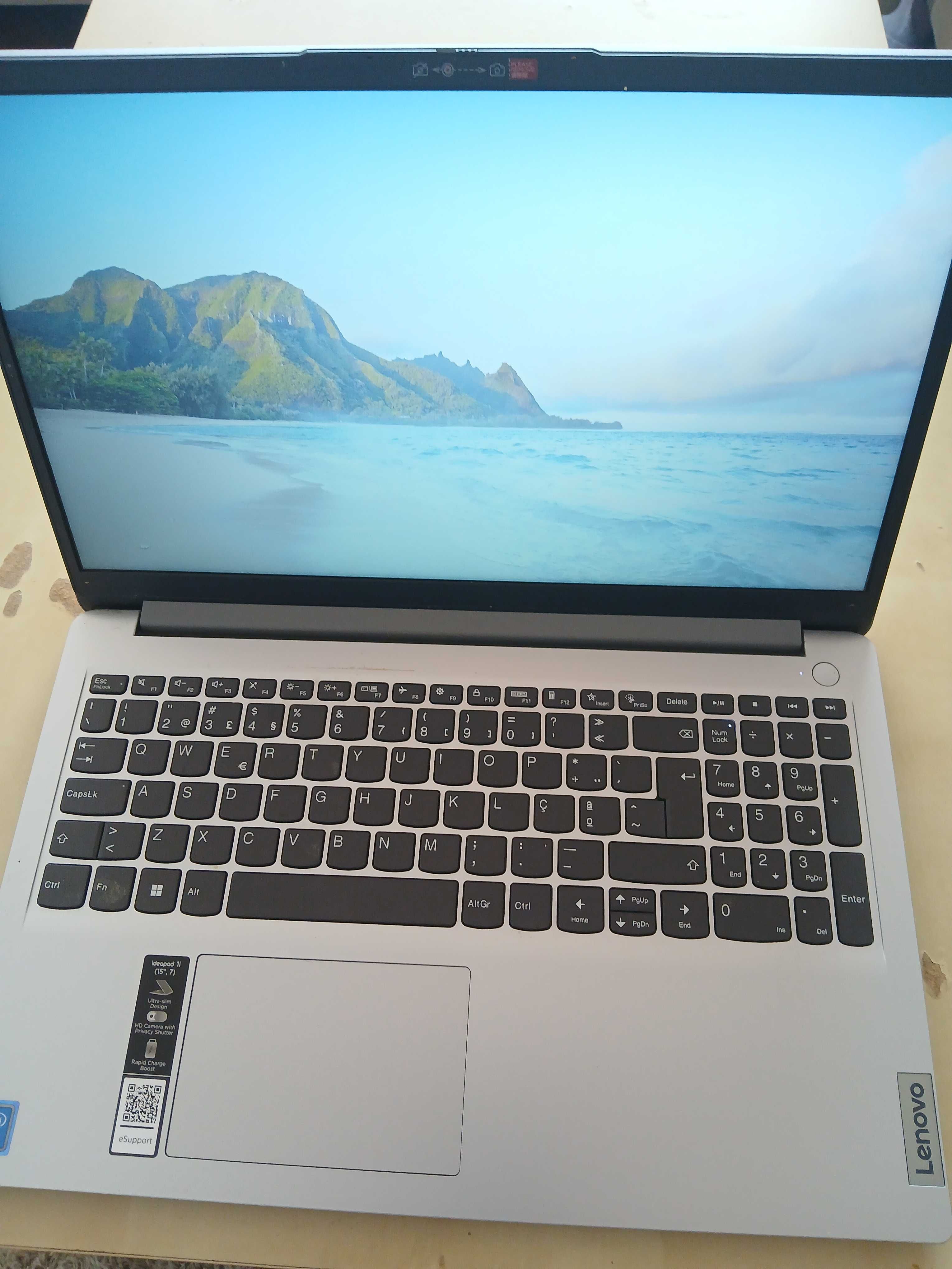 Vendo pc portátil