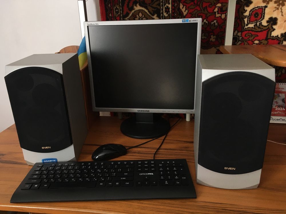 Монітор,wi-fi роутер,екран,DVD,CD,мишка,samsung,запчастини,клавіатура