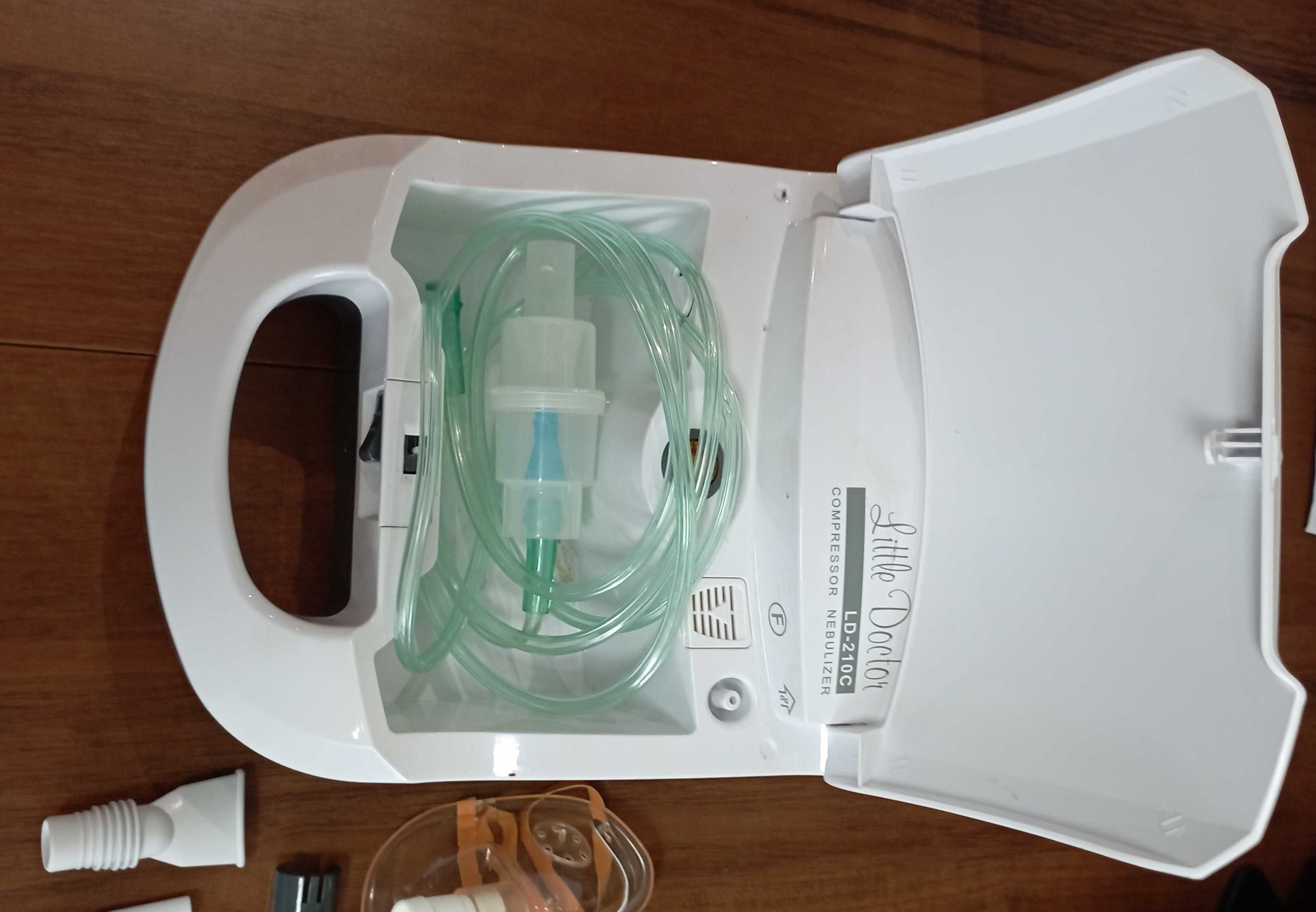 Ингалятор (небулайзер) Little Doctor LD-210С компрессорный