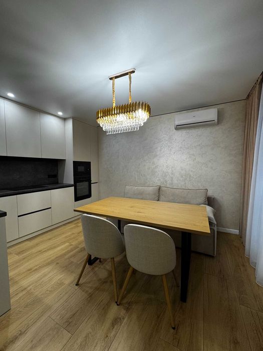 Продам стильну 2 кімнатну квартиру в ЖК UONE. До центру 5 хвилин. 65м2