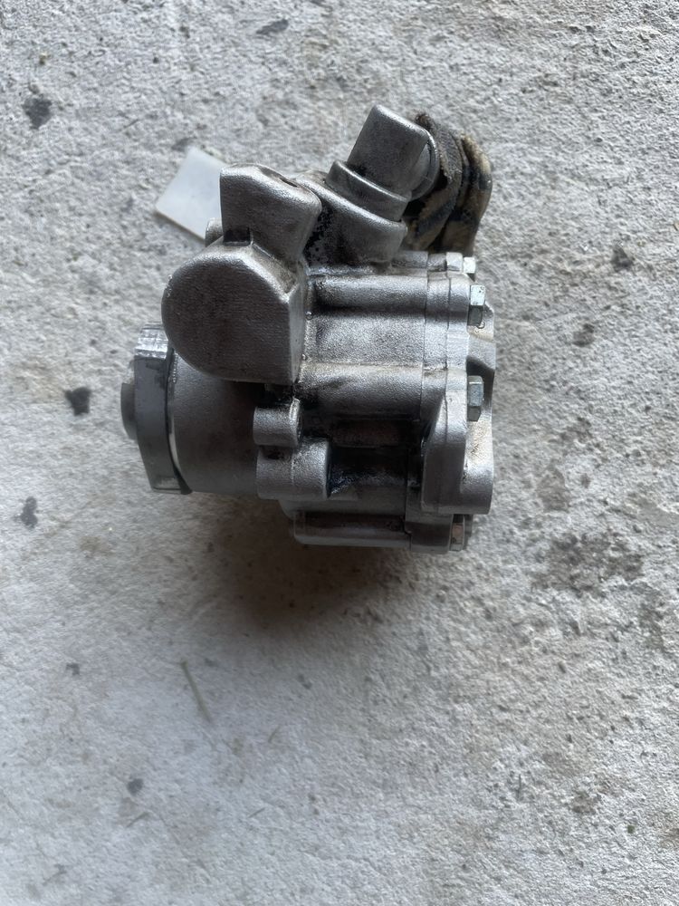 Насос гур т-4 Volkswagen