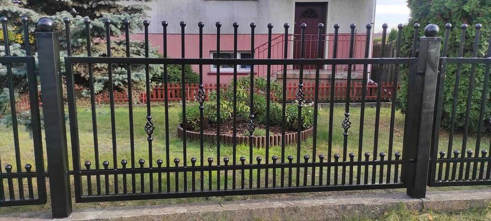 Ogrodzenie nowoczesne frontowe, palisadowe, aluminiowe, stalowe,