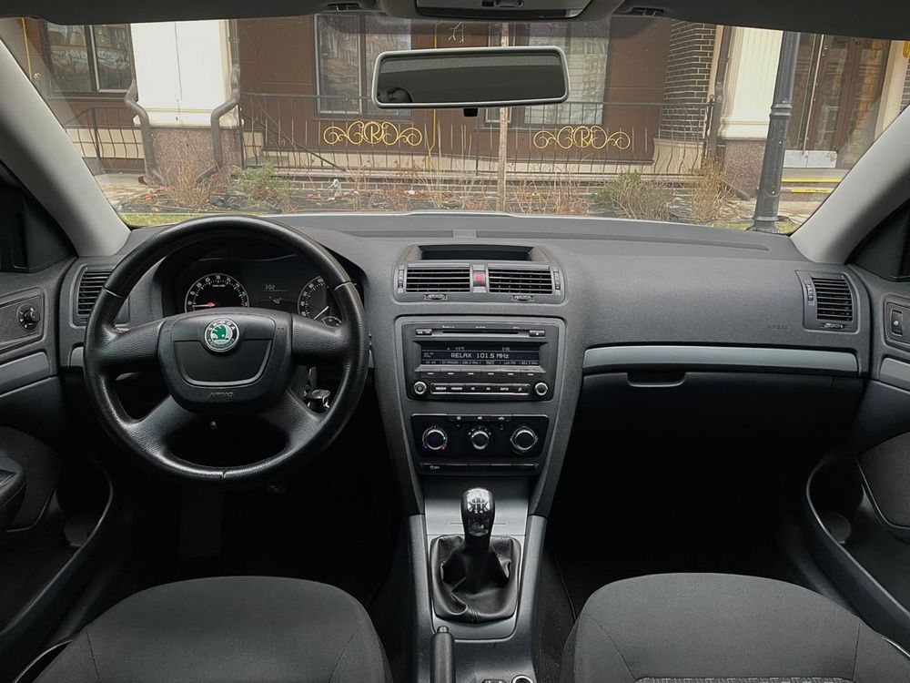 Skoda Octavia 1.6 tdi 2011 год