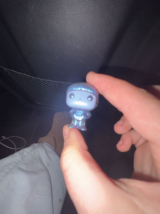 Продаж вілла,бо він менв НЕ потрібе