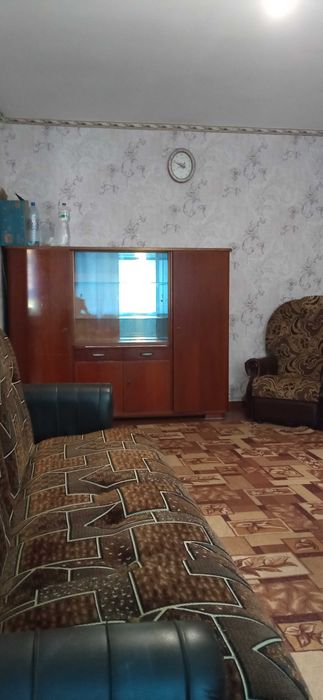 Продаю квартиру однокімнатну.