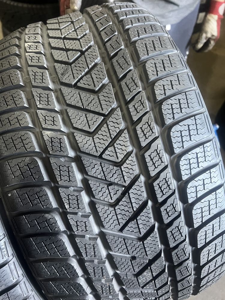 285/30/21+255/35/21 R21 Pirelli Sottozero 3 4шт нові зима