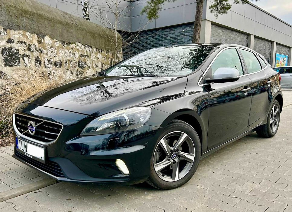 Volvo V40 D2 R-design