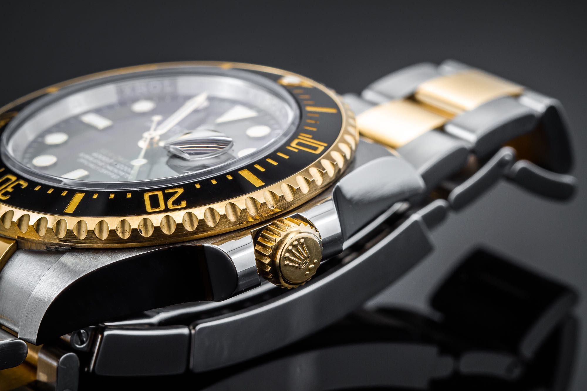 Rolex Sea Dweller 43 z czarną tarczą