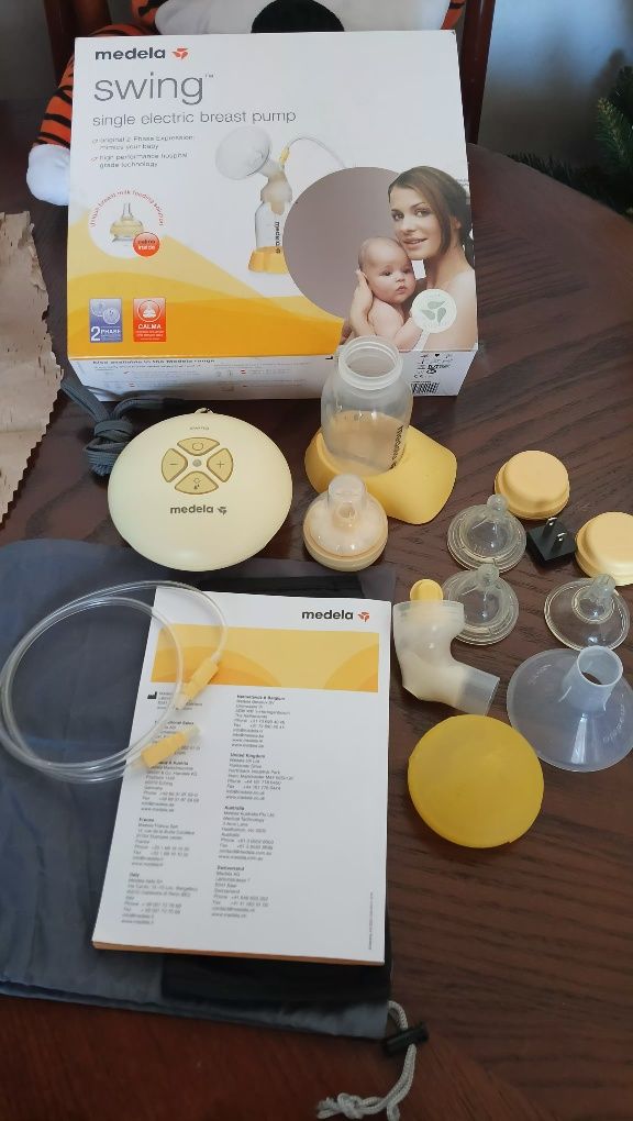 Medela електричний молоковідсмоктувач, молокоотсос