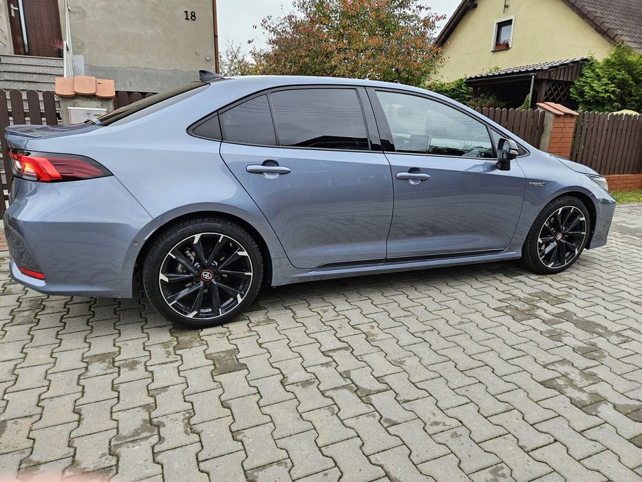 Toyota Corolla Sedan Hybrid 1.8 Grsport