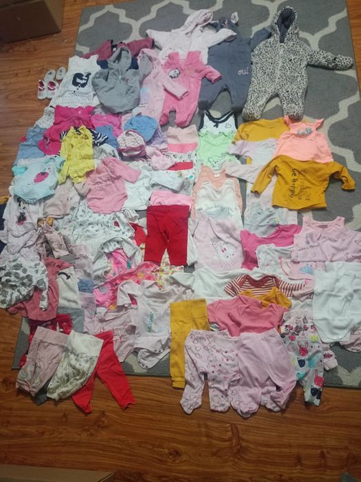 Ubranka dla dziewczynki roz. 56-62