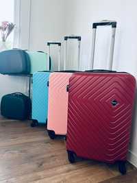 nowa super walizka średnia 20 kg, bagaż rejestrowany, walizki